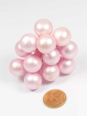 kerstballetjes-op-draad-20mm-roze-mat-vergeleken-met-50ct-munt